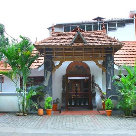 Rangerwood Nature Castle Kumarakom Eksteriør bilde
